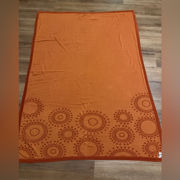 West Elm Terracotta Knit Throw 50”x70” cotton reversible - Picture 3 of 5